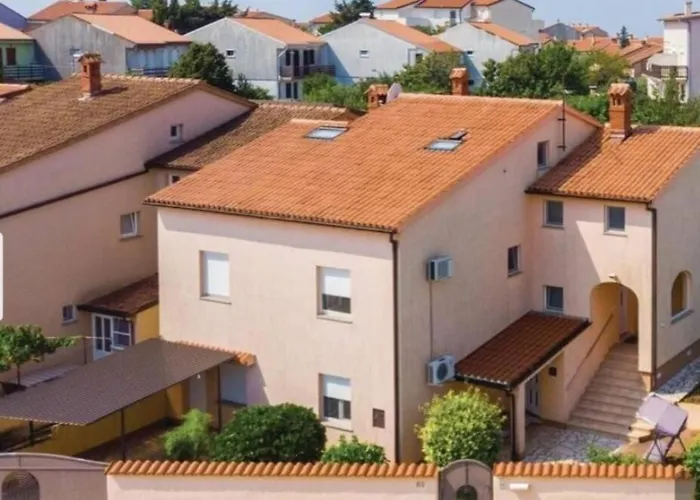 Prostran Apartman Niko - Idealan Za Veliku Obitelj